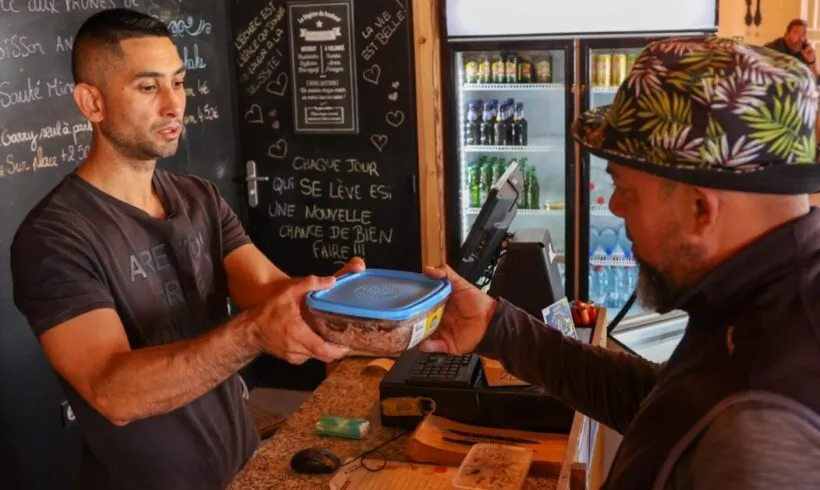 Dans l’Est, « Amène out barquette » : un geste simple, des bénéfices pour tous Dans l’Est, « Amène out barquette » : un geste simple, des bénéfices pour tous