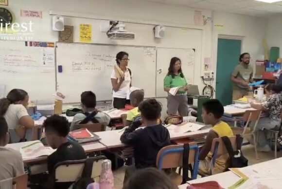 À l’école Narassiguin, la curiosité des élèves au cœur du jardin potager À l’école Narassiguin, la curiosité des élèves au cœur du jardin potager