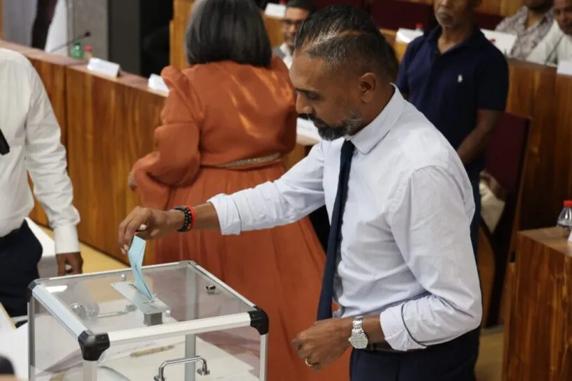 La CIREST installe ses 14 vice-présidents pour la mandature 2026–2033 La CIREST installe ses 14 vice-présidents pour la mandature 2026–2033