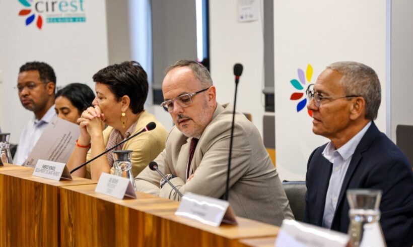 Zone Franche d’Activité renforcée : la CIREST mobilise les entreprises de l’Est autour d’un dispositif majeur de relance économique Zone Franche d’Activité renforcée : la CIREST mobilise les entreprises de l’Est autour d’un dispositif majeur de relance économique