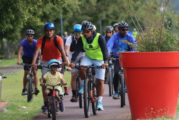 Mobilités douces : retour en images sur les Balades « Vélo Est » de la CIREST ce 20 septembre à Saint-André Mobilités douces : retour en images sur les Balades « Vélo Est » de la CIREST ce 20 septembre à Saint-André
